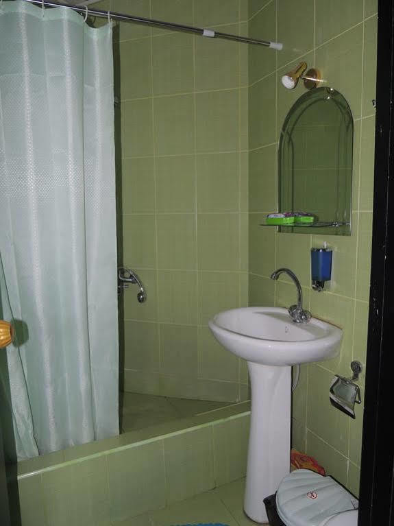 Visit Hotel Tbilissi Extérieur photo