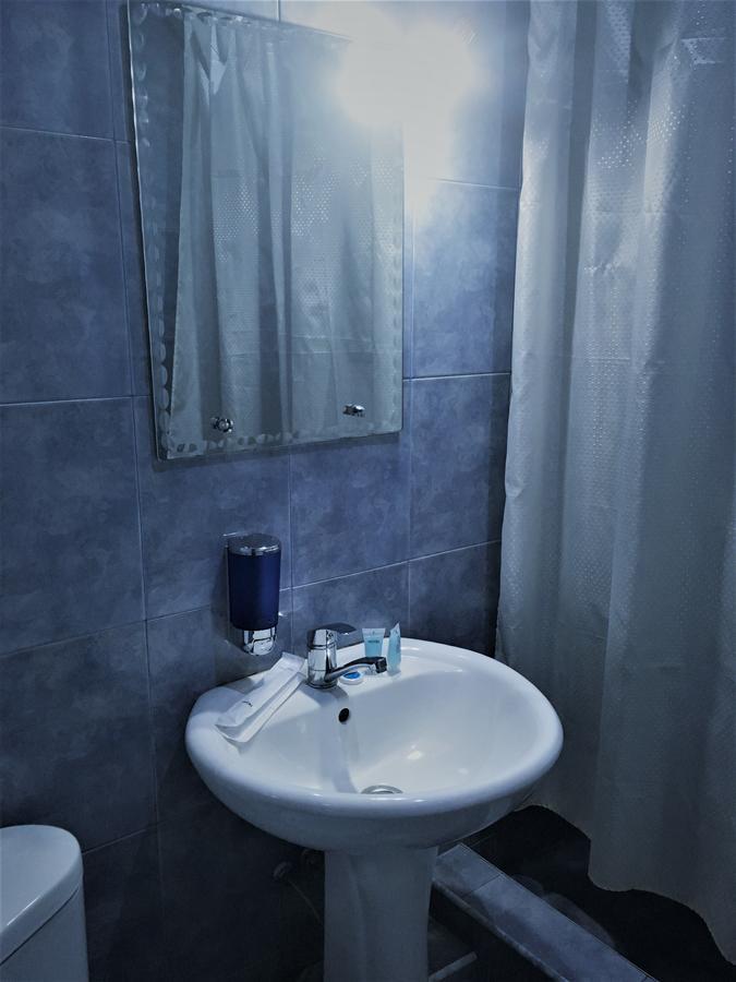 Visit Hotel Tbilissi Extérieur photo