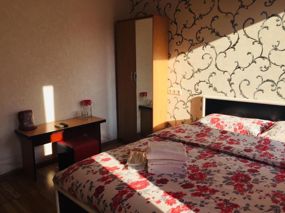Visit Hotel Tbilissi Extérieur photo